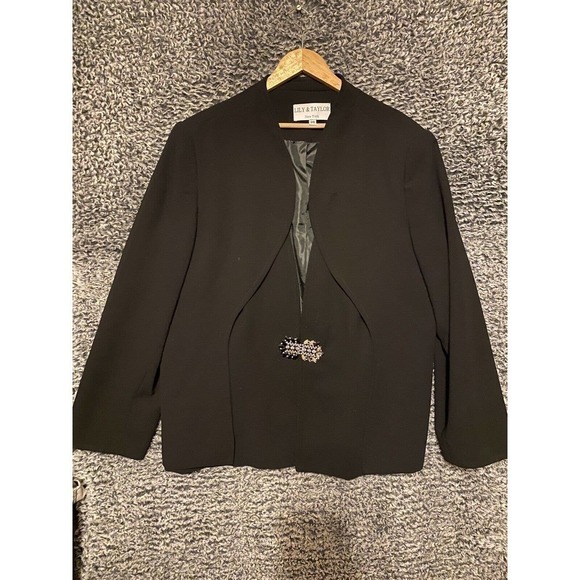 Lily & Taylor Black Dressed Jacket Blazer 20 Brochure Button Made In USA - Picture 2 of 8